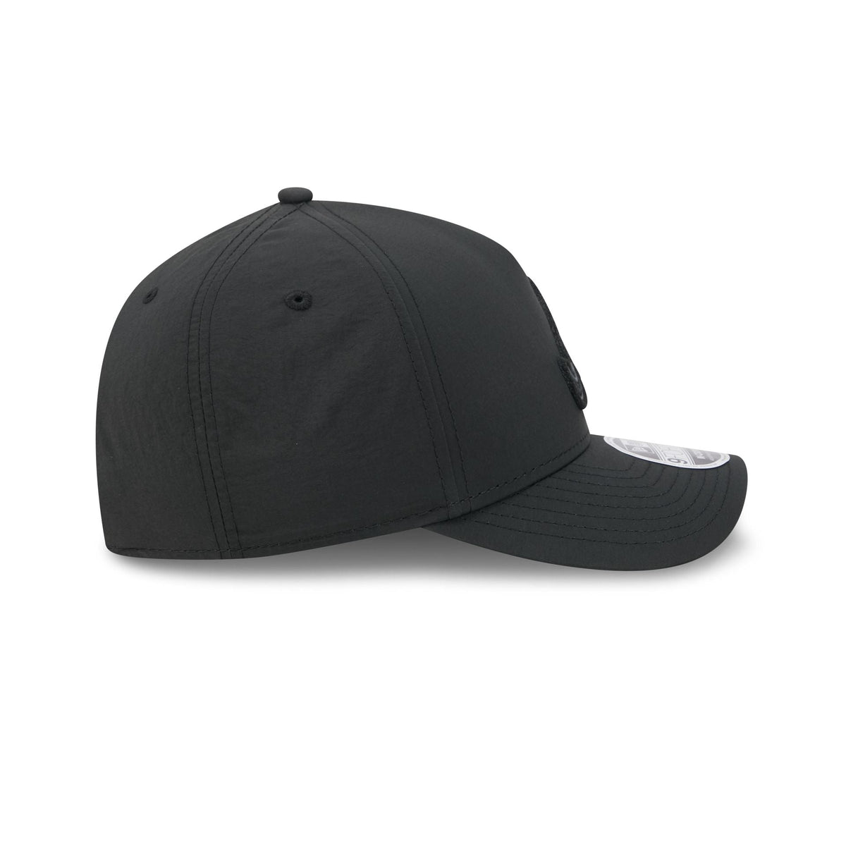 Alpha Industries x Atlanta Braves Nylon Black 9FORTY M-Crown A-Frame Snapback Hat